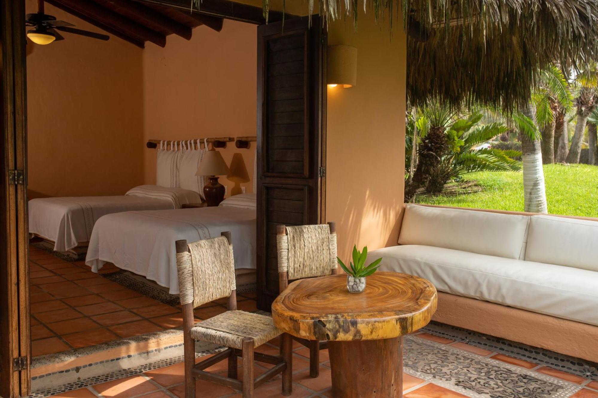 Puertas Paraiso Hotel Boutique Zihuatanejo Esterno foto